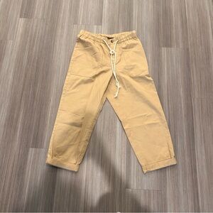 Universal Thread Women’s Khaki Pants